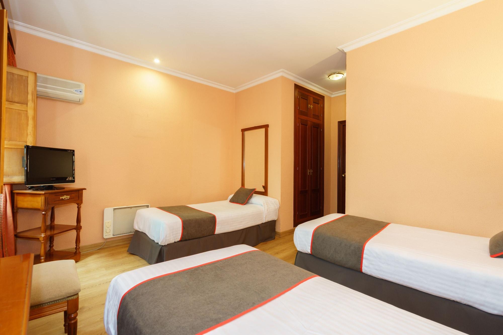 Hotel Los Castanos Aracena Exteriör bild